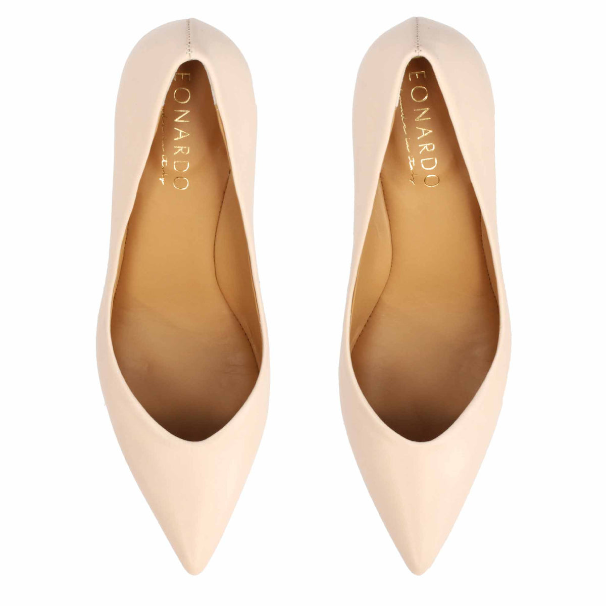 Décolleté beige da donna in pelle a punta e tacco medio - LeonardoShoes