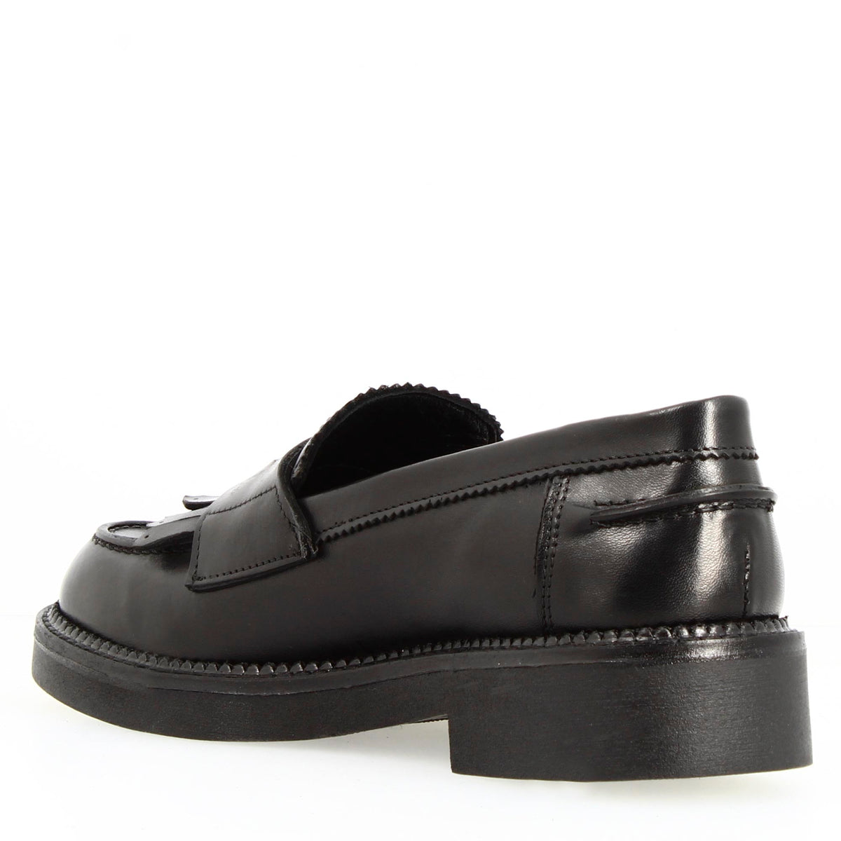 Mocassino da donna fondo robusto in pelle nera con frange - LeonardoShoes