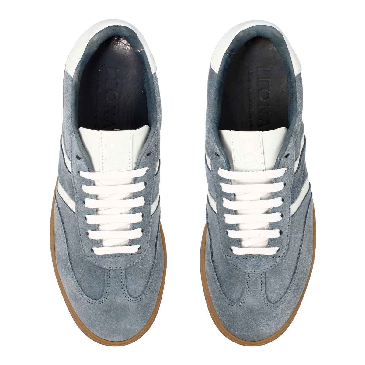Sneaker artigianale da donna in pelle scamosciata celeste