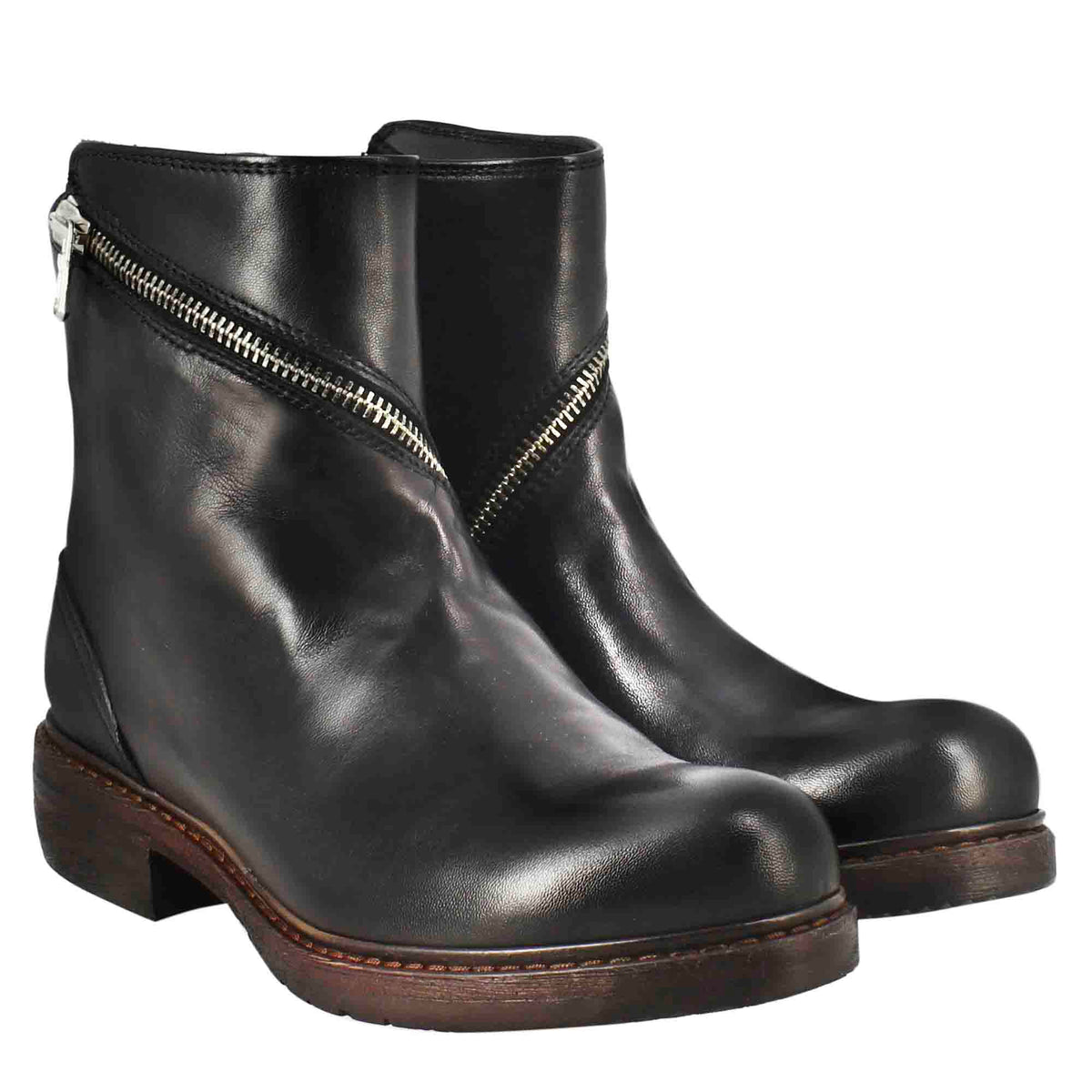 Stivaletto paupa da donna in pelle lavata colore nero con zip diagonale - LeonardoShoes
