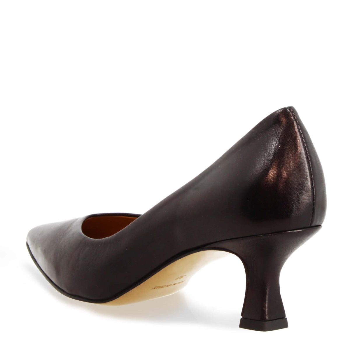 Décolleté nera da donna in pelle a punta e tacco medio - LeonardoShoes