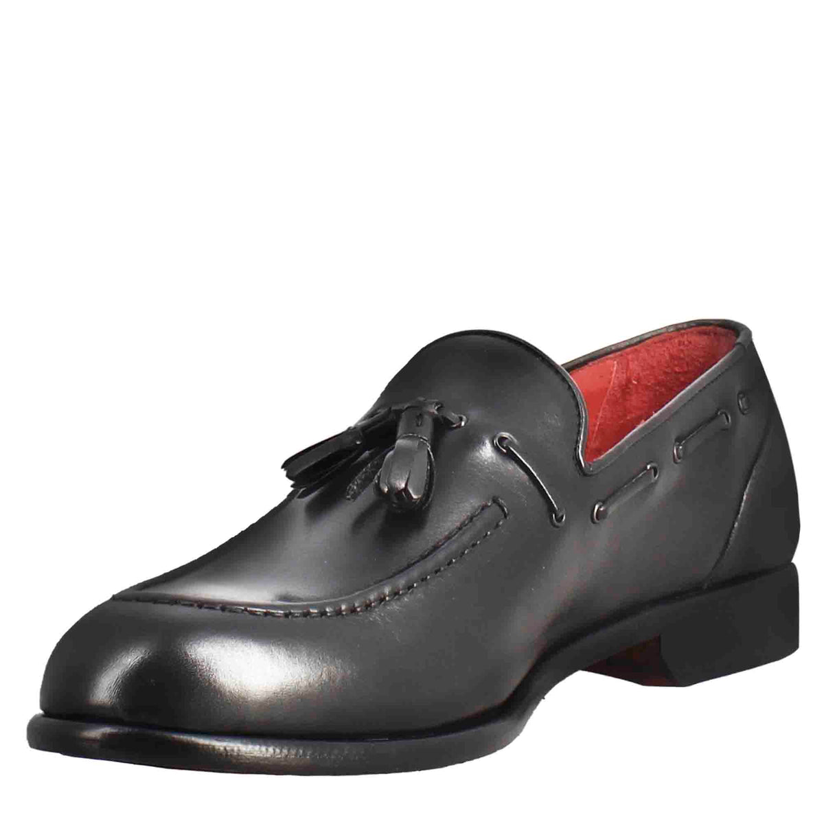 Mocassino con nappine da uomo in pelle colore nero - LeonardoShoes