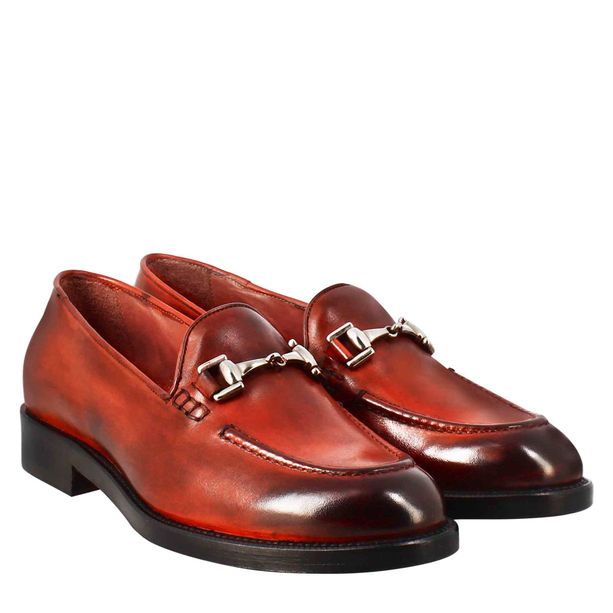 Mocassino da donna in pelle colore rosso con fibbia - LeonardoShoes