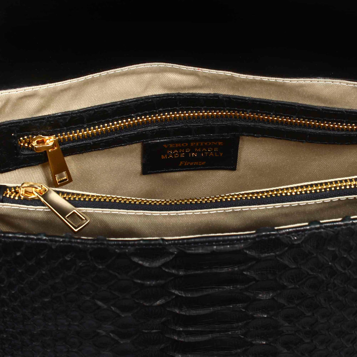 Borsa a spalla da donna in pelle pregiata nera - LeonardoShoes