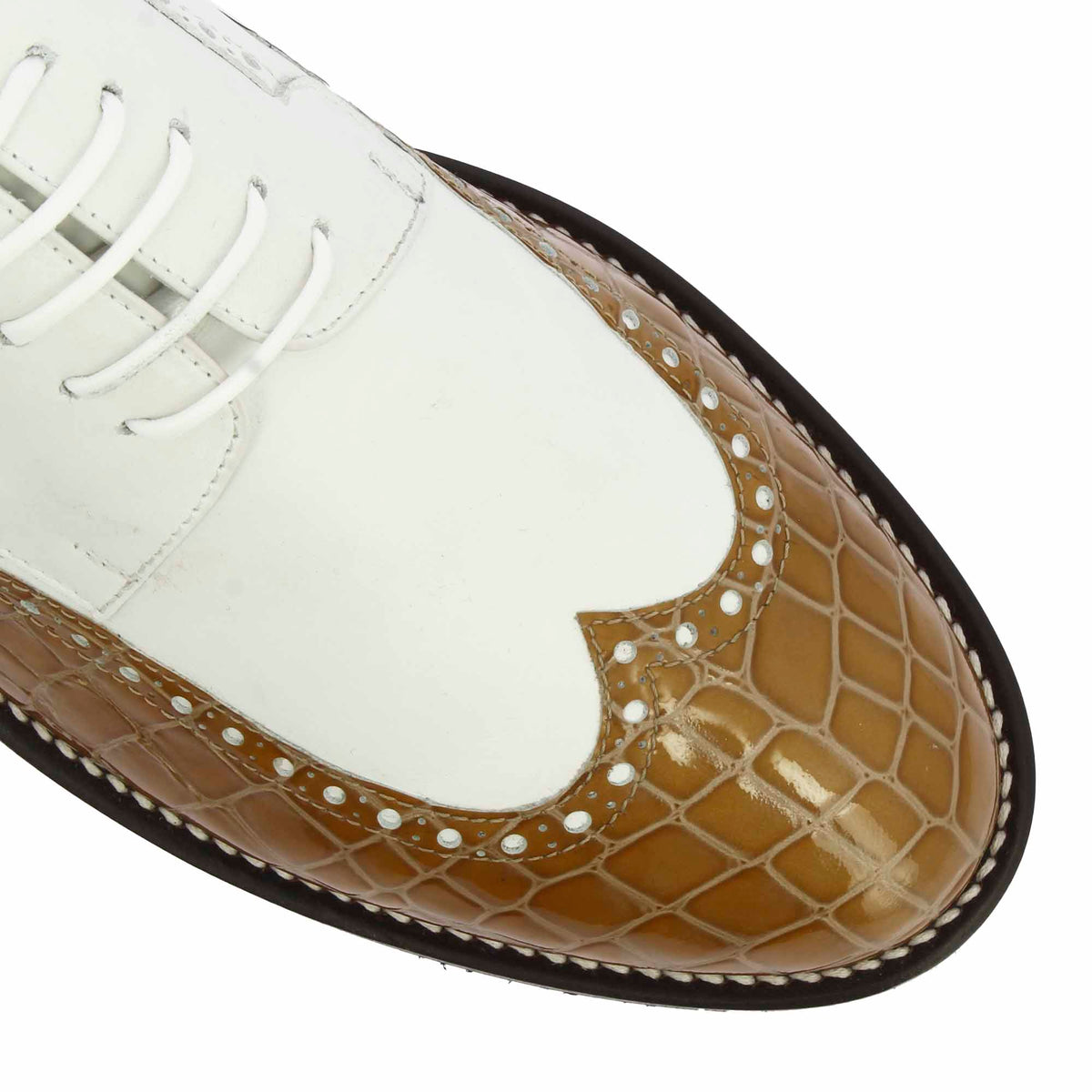Scarpe da golf artigianali in pelle colore bianco e cocco marrone - LeonardoShoes