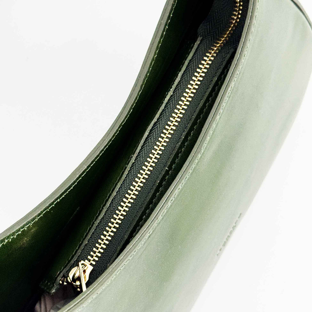 Isotta M - Borsa a mano da donna mezzaluna in pelle verde