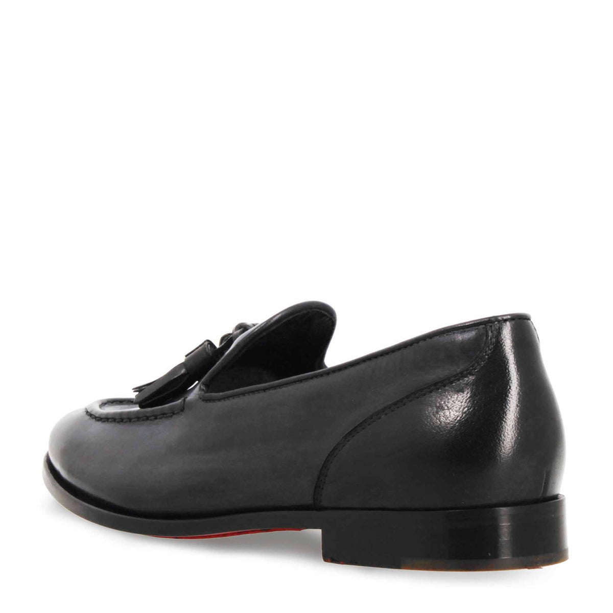 Mocassini da donna artigianali in pelle nera con nappine - LeonardoShoes