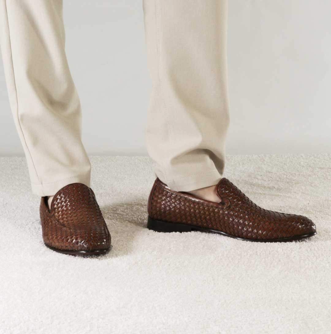 Mocassino classico da uomo in pelle intrecciata colore marrone chiaro - LeonardoShoes